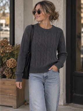 Retreat 100% Cotton Cable Knit Sweater – Size L/G